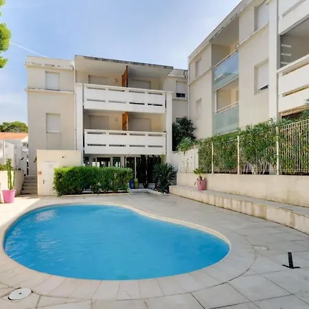 Grand Studio, Coin Nuit, Piscine, Parking Gratuit