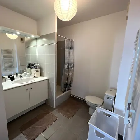 Grand Studio, Coin Nuit, Piscine, Parking Gratuit La Ciotat